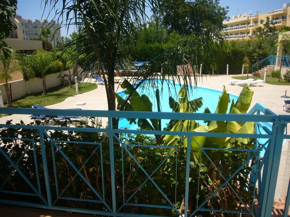 Blue Oasis Gardens Apartment Limassol Exterior photo