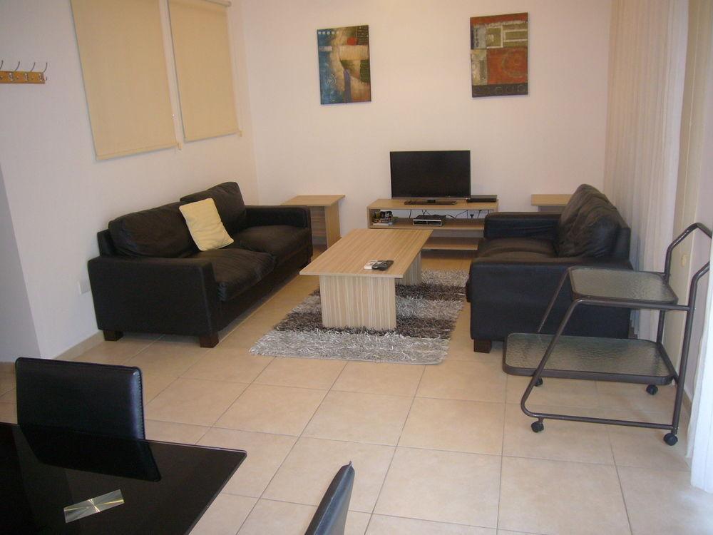 Blue Oasis Gardens Apartment Limassol Exterior photo