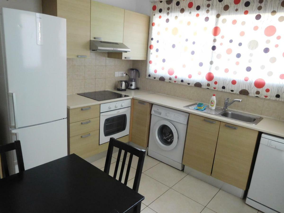 Blue Oasis Gardens Apartment Limassol Exterior photo