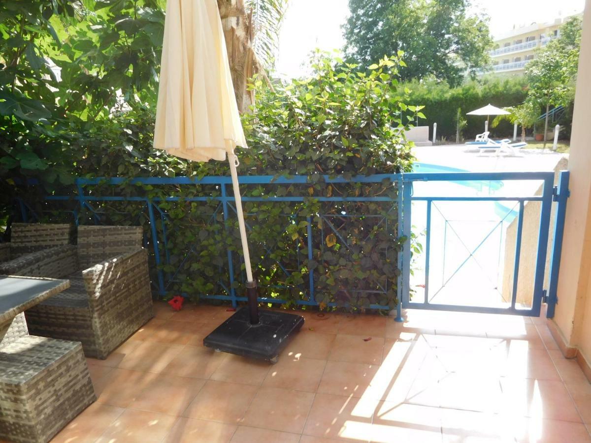 Blue Oasis Gardens Apartment Limassol Exterior photo