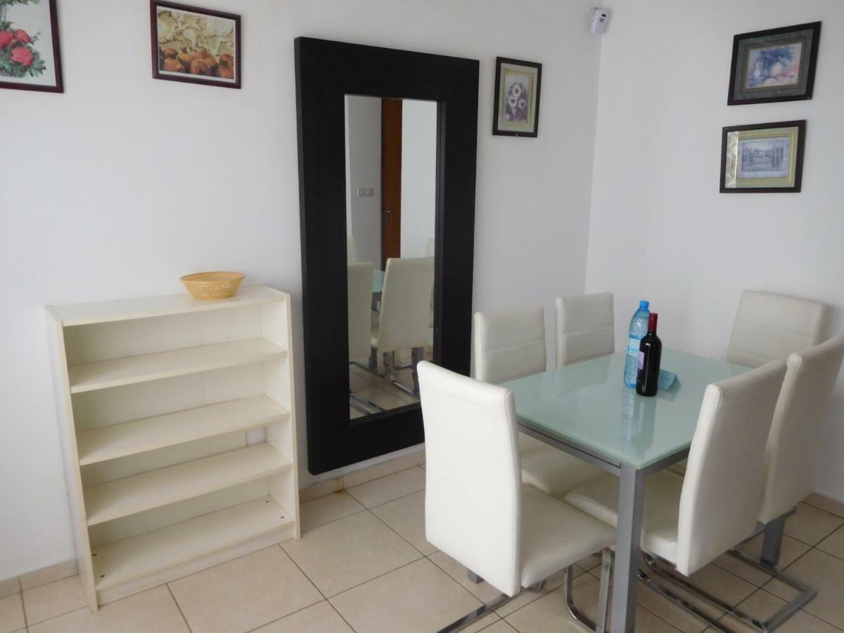 Blue Oasis Gardens Apartment Limassol Exterior photo